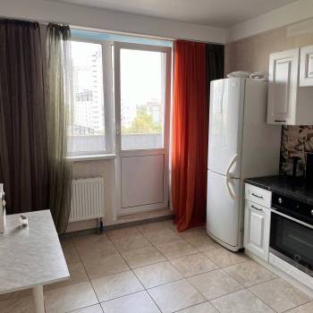 Сдается 2-х комнатная квартира, 66,7 м²