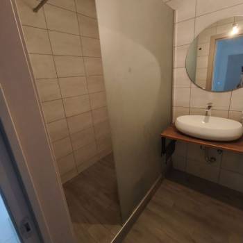 Сдается 1-комнатная квартира, 52 м²