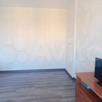 Продается 2-х комнатная квартира, 57 м²