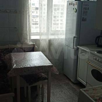Сдается Многокомнатная квартира, 58,6 м²