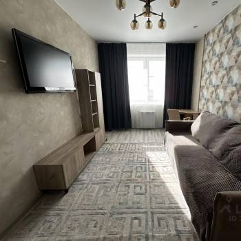 Сдается 1-комнатная квартира, 35,8 м²