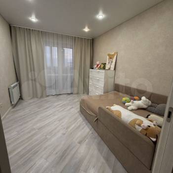 Продается Многокомнатная квартира, 107 м²