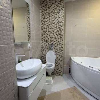 Продается Многокомнатная квартира, 107 м²