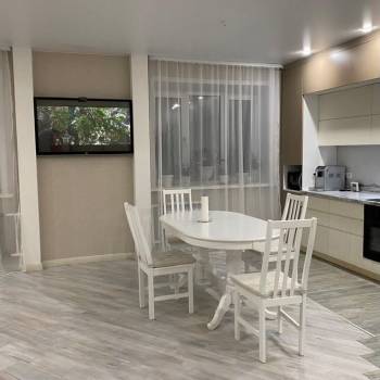 Продается Многокомнатная квартира, 107 м²