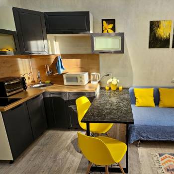 Продается 1-комнатная квартира, 40 м²