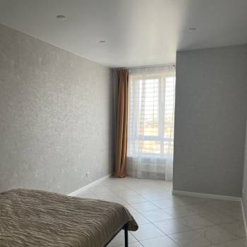 Сдается 1-комнатная квартира, 40 м²