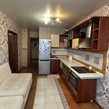 Сдается 1-комнатная квартира, 42 м²