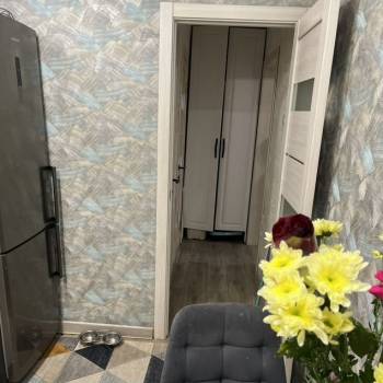 Продается Многокомнатная квартира, 74 м²