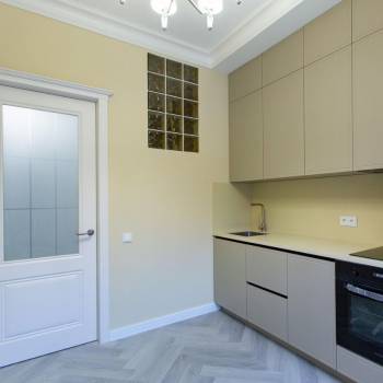 Продается 1-комнатная квартира, 39 м²