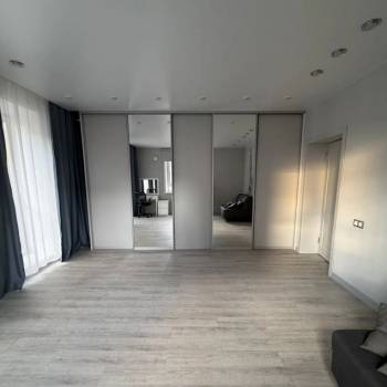 Продается 2-х комнатная квартира, 70 м²