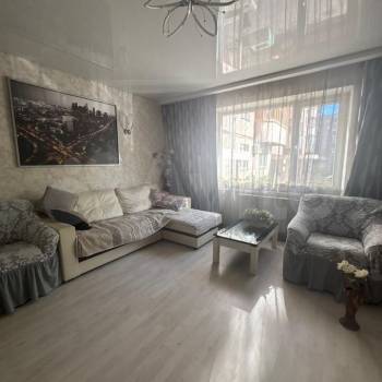 Продается Многокомнатная квартира, 78 м²