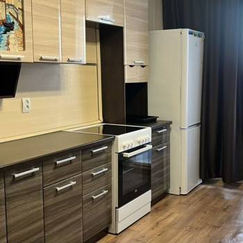 Сдается 1-комнатная квартира, 42 м²