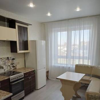 Сдается 1-комнатная квартира, 41 м²