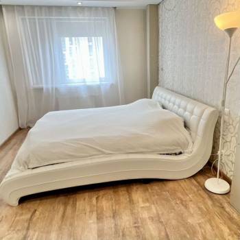 Сдается Многокомнатная квартира, 80 м²