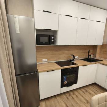 Сдается 2-х комнатная квартира, 65 м²
