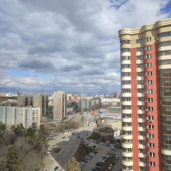 Продается 1-комнатная квартира, 47,7 м²