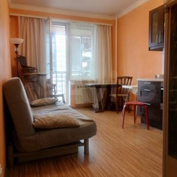 Продается 1-комнатная квартира, 47,7 м²