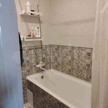 Продается Многокомнатная квартира, 84,1 м²