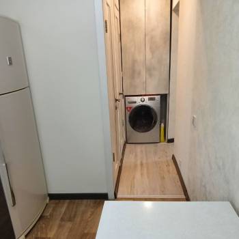 Продается Многокомнатная квартира, 70 м²