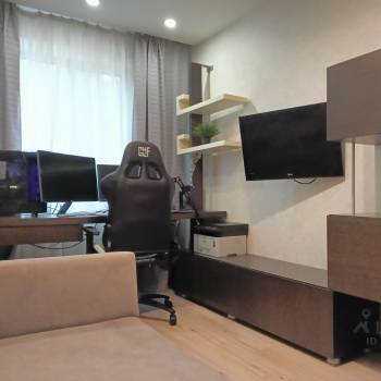 Продается Многокомнатная квартира, 70 м²