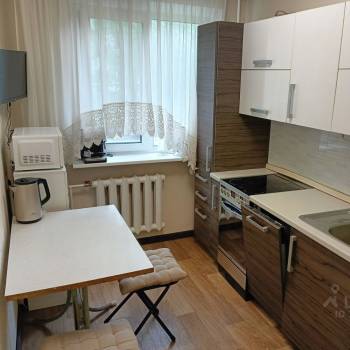Продается Многокомнатная квартира, 70 м²