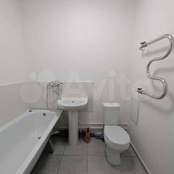 Продается 1-комнатная квартира, 37 м²
