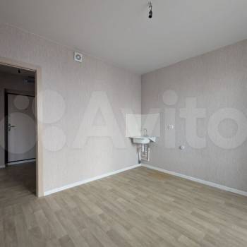 Продается 1-комнатная квартира, 37 м²