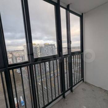 Продается 1-комнатная квартира, 37 м²