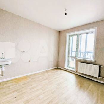 Продается 1-комнатная квартира, 37 м²