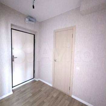 Продается 1-комнатная квартира, 37 м²