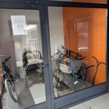 Продается 1-комнатная квартира, 37 м²