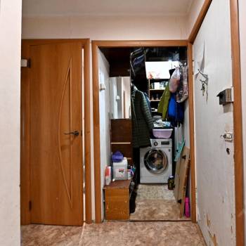 Продается Многокомнатная квартира, 61,7 м²