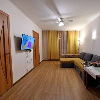 Продается Многокомнатная квартира, 61,7 м²