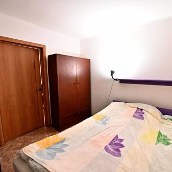 Продается Многокомнатная квартира, 61,7 м²