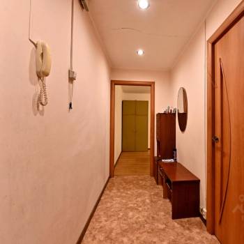 Продается Многокомнатная квартира, 61,7 м²