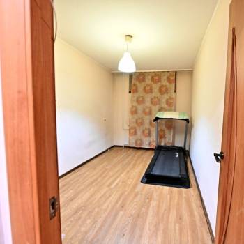 Продается Многокомнатная квартира, 61,7 м²