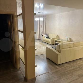 Сдается Многокомнатная квартира, 112 м²