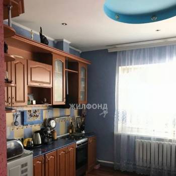 Продается Дом, 350 м²