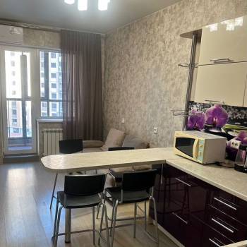 Сдается 1-комнатная квартира, 39,7 м²