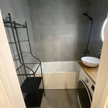Продается 1-комнатная квартира, 48,1 м²