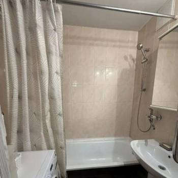 Продается 3-х комнатная квартира, 57 м²