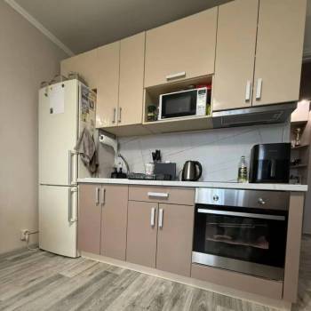 Продается 3-х комнатная квартира, 57 м²