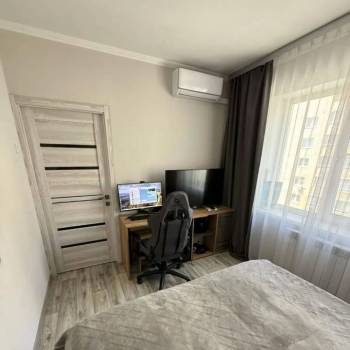 Продается 3-х комнатная квартира, 57 м²