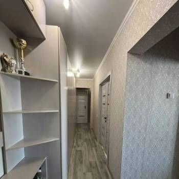 Продается 3-х комнатная квартира, 57 м²