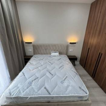 Сдается 2-х комнатная квартира, 65 м²
