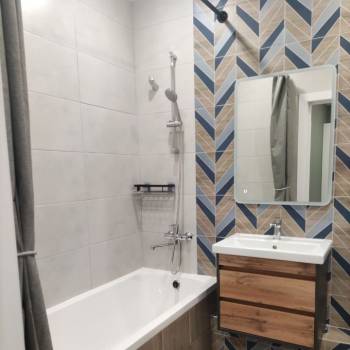 Сдается 1-комнатная квартира, 42 м²