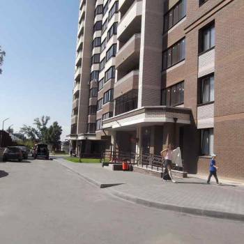 Сдается 1-комнатная квартира, 40 м²