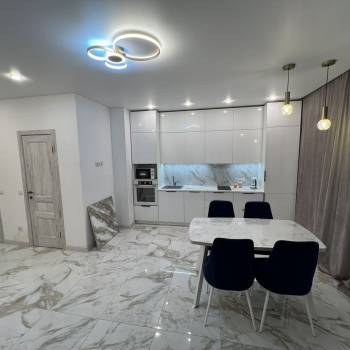 Сдается Многокомнатная квартира, 70 м²