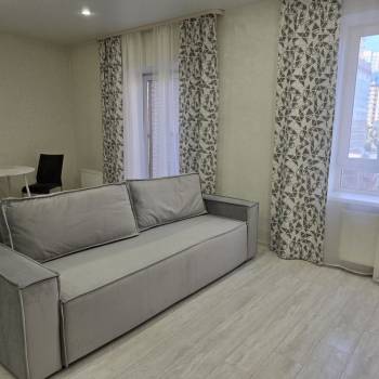 Сдается 1-комнатная квартира, 44 м²