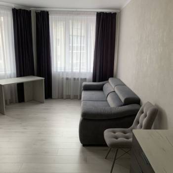 Сдается 1-комнатная квартира, 40 м²